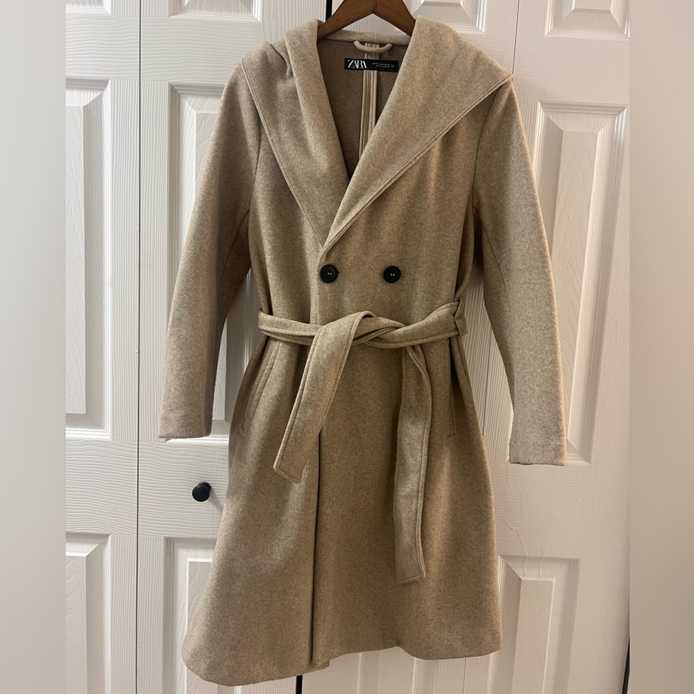 Zara Women’s Hooded Coat